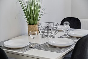 Apartment Zakladowa by Renters