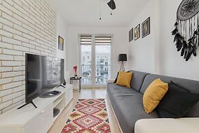 Apartment Zakladowa by Renters