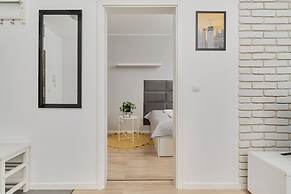 Apartment Zakladowa by Renters