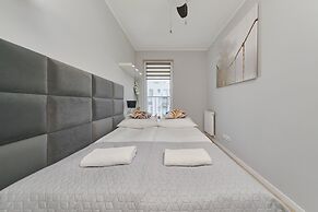 Apartment Zakladowa by Renters