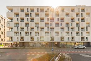 Zabłocie Apartments Cracow by Renters