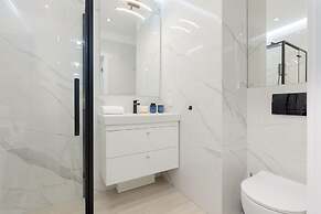 Zabłocie Apartments Cracow by Renters