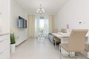 Zabłocie Apartments Cracow by Renters