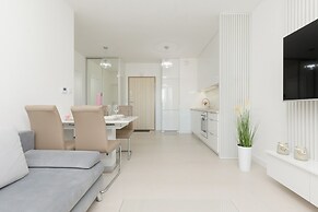 Zabłocie Apartments Cracow by Renters