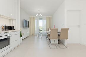 Zabłocie Apartments Cracow by Renters