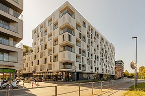 Zabłocie Apartments Cracow by Renters