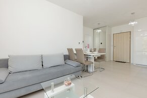 Zabłocie Apartments Cracow by Renters