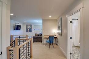 Home on Golf Course w/ Hot Tub, Near Grand Lake