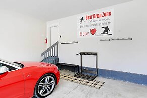 Home on Golf Course w/ Hot Tub, Near Grand Lake