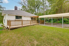 Chic Hot Springs Vacation Rental, Walk to Town!