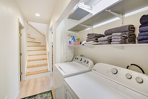 Chic Hot Springs Vacation Rental, Walk to Town!