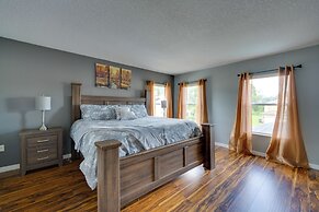 8 Mi to Disney: Home w/ Game Room in Davenport