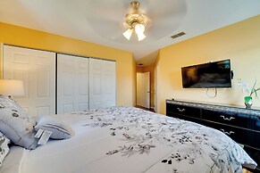 8 Mi to Disney: Home w/ Game Room in Davenport