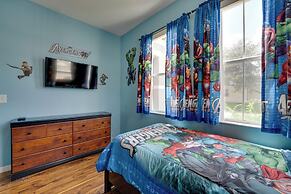 8 Mi to Disney: Home w/ Game Room in Davenport