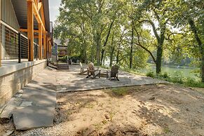Riverfront Salesville Cabin Rental w/ Shared Dock!