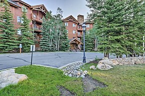 Ski-in Breckenridge Condo w/ Fireplace + Balcony!