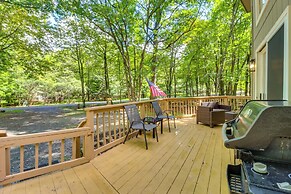Deck, Fire Pit & Pool Access: Pennsylvania Home!