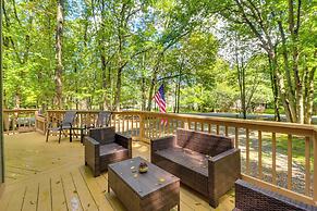 Deck, Fire Pit & Pool Access: Pennsylvania Home!