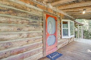 Peaceful Whitley City Cabin on 10 Wooded Acres!