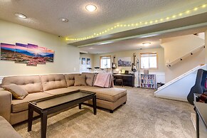 Furnished Deck + Fire Pit: Thornton Family Retreat