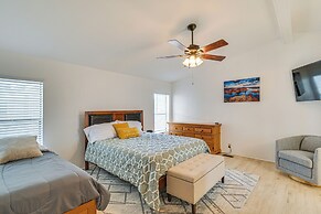 5 Mi to River: Topock Boating & Off-roading Oasis!