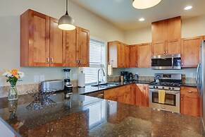 Bend Getaway w/ Private Hot Tub, Patio & Grill!