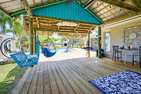 Fort Pierce Escape: Beach-entry Pool, Waterslide!