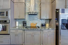 Fort Pierce Escape: Beach-entry Pool, Waterslide!