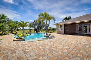 Fort Pierce Escape: Beach-entry Pool, Waterslide!