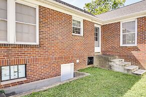 Charming Tullahoma Stay w/ Great Walkable Location