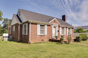 Charming Tullahoma Stay w/ Great Walkable Location