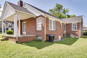 Charming Tullahoma Stay w/ Great Walkable Location