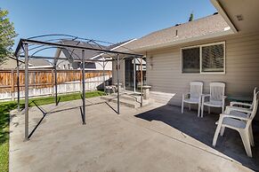 6 Mi to Dtwn Yakima: Central Washington Home