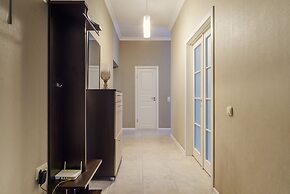 Apartment near the metro