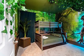 Wonderful 9BD 6BA Mariogamer Solararesort Sleep 22