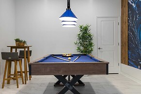 Gorgeous 8B 7BA Melbournbeach w Pool Dock Beach