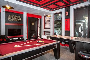 Fabulous Starwars Game Room 9Bd 5BA Sleep 25