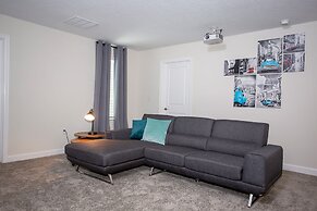 Fabulous Starwars Game Room 9Bd 5BA Sleep 25