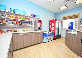 Fabulous Starwars Game Room 9Bd 5BA Sleep 25