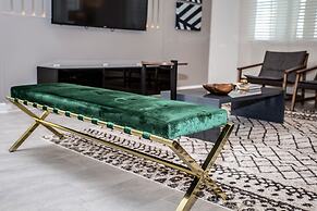 Fabulous Starwars Game Room 9Bd 5BA Sleep 25