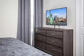 Fabulous Starwars Game Room 9Bd 5BA Sleep 25