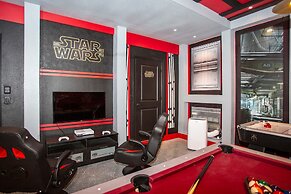 Fabulous Starwars Game Room 9Bd 5BA Sleep 25