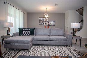 Fabulous Starwars Game Room 9Bd 5BA Sleep 25