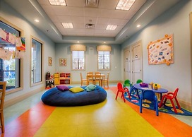 Fabulous Starwars Game Room 9Bd 5BA Sleep 25