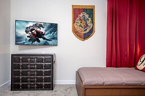 Fabulous Starwars Game Room 9Bd 5BA Sleep 25