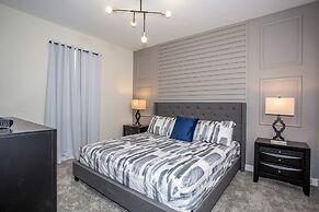 Fabulous Starwars Game Room 9Bd 5BA Sleep 25