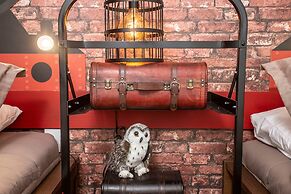 Fabulous Starwars Game Room 9Bd 5BA Sleep 25