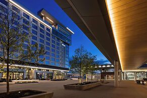 Hilton BNA Nashville Airport Terminal