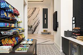 Hilton BNA Nashville Airport Terminal