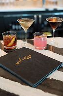 Hilton BNA Nashville Airport Terminal